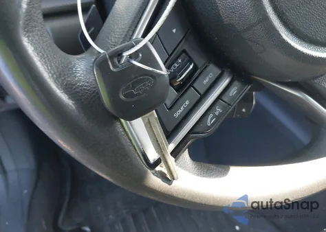 2021 Subaru Impreza Premium 5-Door z USA, uszkodzony, nr VIN 4S3GTAV66M3714986